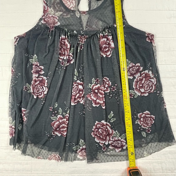 Torrid Floral Gray Sleeveless Mesh Overlay Romantic Blouse Size 0 - Picture 8 of 12